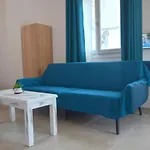 Agatha's Bright Modern Luxury Apartment-2