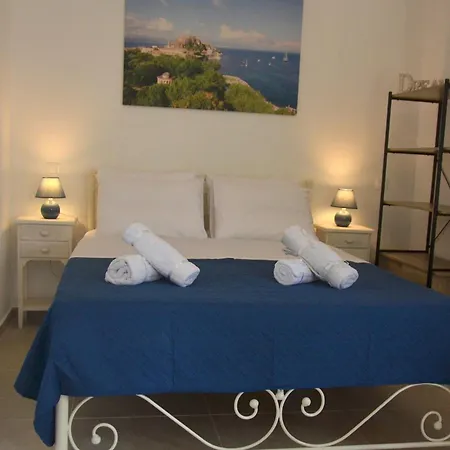 Agatha's Bright Modern Luxury Apartment-2 Apartman