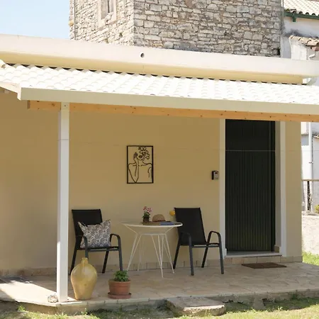 Agatha's Bright Modern Luxury Apartment-2 Apartament *